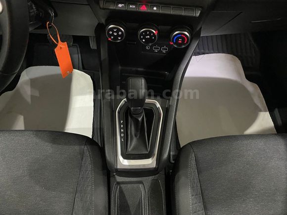 otomobil Renault Clio 1.0 TCe Touch X-Tronic