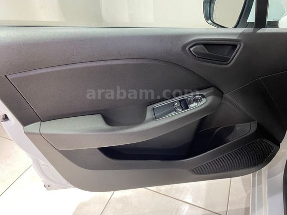 otomobil Renault Clio 1.0 TCe Joy X-Tronic