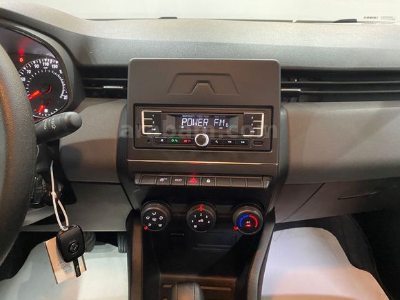 otomobil Renault Clio 1.0 TCe Joy X-Tronic