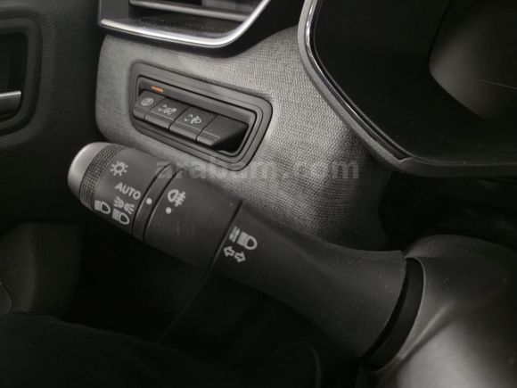 Renault Yetkili Bayi Günerlerden Clio Evolotion