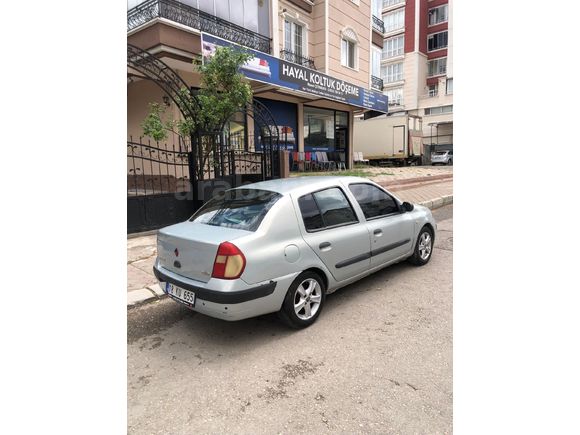 Sahibinden Renault Clio 1.4 Alize 2005 Model