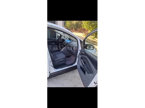 Exper raporlu Ford C-max 1.6 TDCİ trend 2013 model 124 bin km'de l