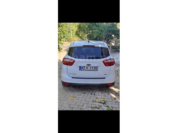 Exper raporlu Ford C-max 1.6 TDCİ trend 2013 model 124 bin km'de l