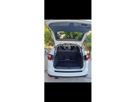Exper raporlu Ford C-max 1.6 TDCİ trend 2013 model 124 bin km'de l