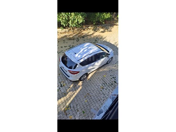 Exper raporlu Ford C-max 1.6 TDCİ trend 2013 model 124 bin km'de l