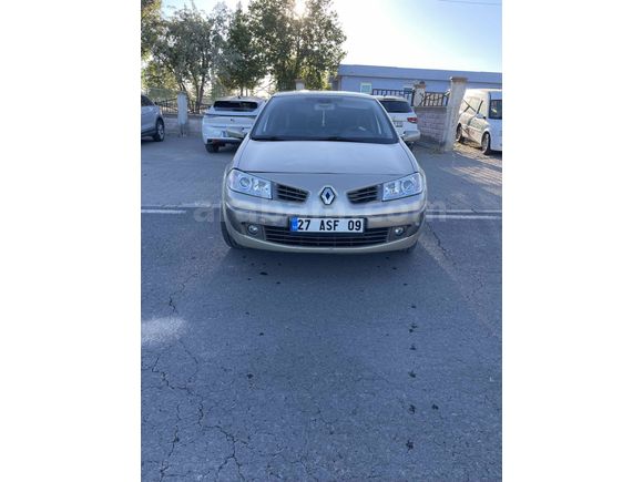 Sahibinden Renault Megane 1.6 Expression 2009 Model 