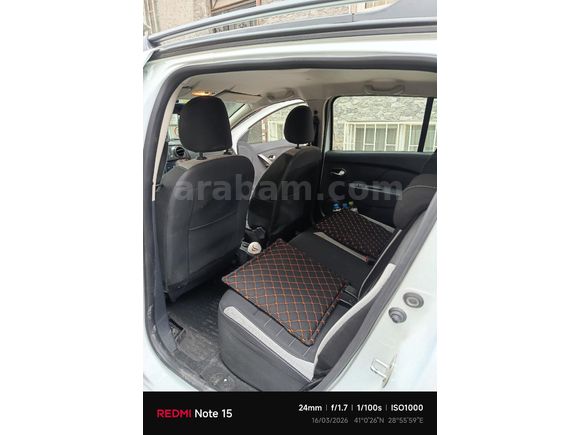 Sahibinden Dacia Sandero 1.5 dCi Stepway 2017 Model  230.600 km Beyaz