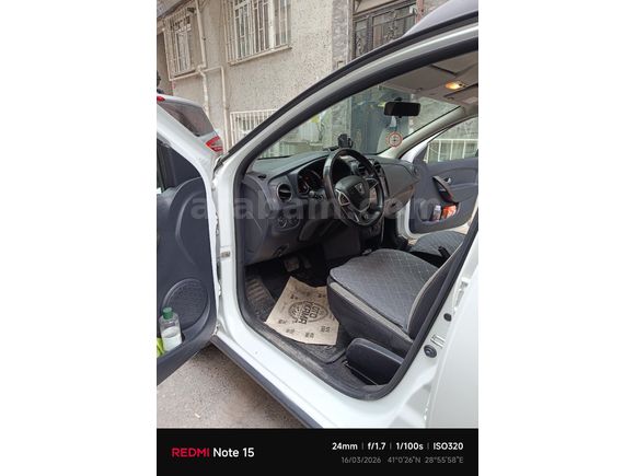 Sahibinden Dacia Sandero 1.5 dCi Stepway 2017 Model  230.600 km Beyaz