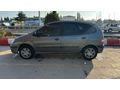 Sahibinden Renault Scenic 1.6 RXE 2000 Model