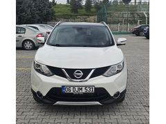 Sahibinden Nissan Qashqai 1.2 DIG-T Black Edition 2015 Model  198.000 km Beyaz