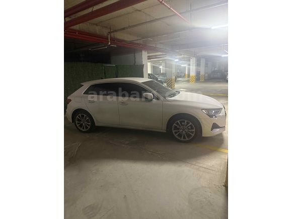 Audi A3 Sportback 35 TFSI Advanced 2025