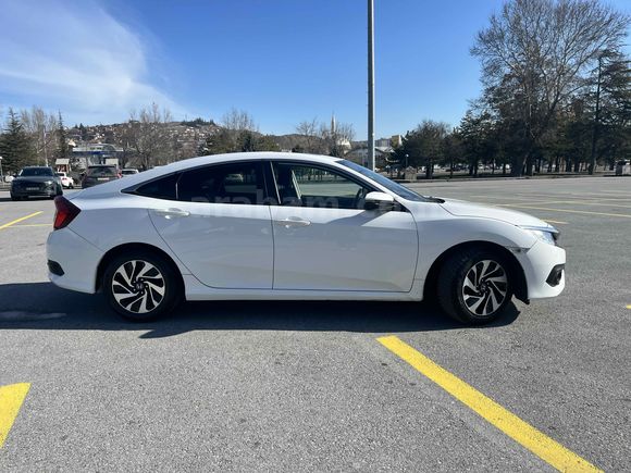 Sahibinden Honda Civic 1.6i VTEC Elegance 2018 Model 