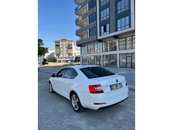 Sahibinden Skoda Octavia 1.6 TDI Elegance CR 2014 Model 