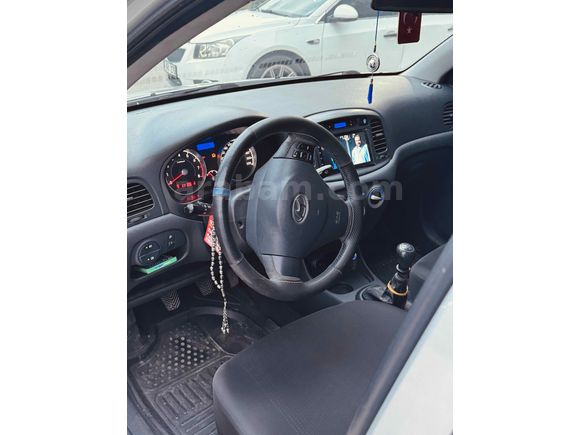 Sahibinden Hyundai Accent Era 1.4 Mode 2011 Model 