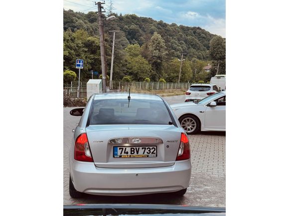 Sahibinden Hyundai Accent Era 1.4 Mode 2011 Model 