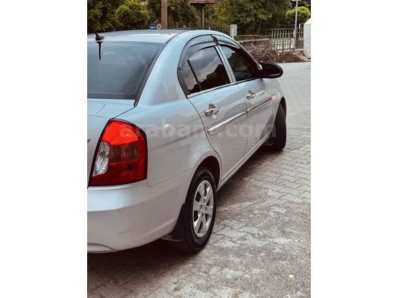 Sahibinden Hyundai Accent Era 1.4 Mode 2011 Model 