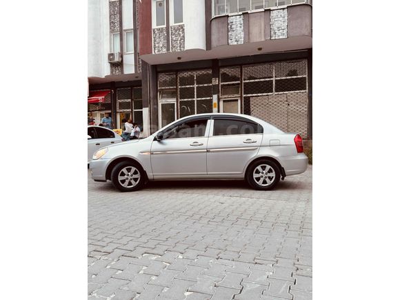 Sahibinden Hyundai Accent Era 1.4 Mode 2011 Model 