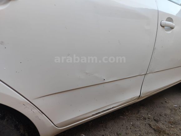 Sahibinden Skoda Fabia 1.2 Ambition 2014 Model  232000 km Beyaz