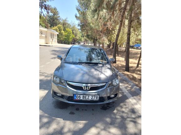 Sahibinden Honda Civic 1.6i VTEC Dream 2010 Model