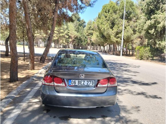 Sahibinden Honda Civic 1.6i VTEC Dream 2010 Model