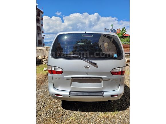 Sahibinden Hyundai Starex 2.5 CRDI Space 140 BG 2006 Model