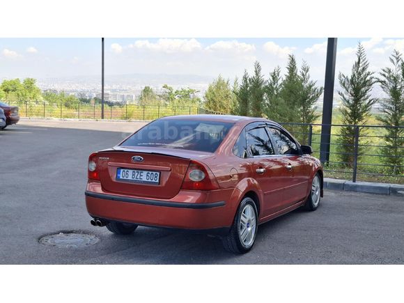 Sahibinden Ford Focus 1.6 Ghia 2006 Model
