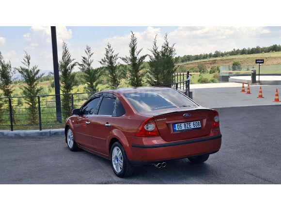 Sahibinden Ford Focus 1.6 Ghia 2006 Model