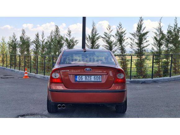 Sahibinden Ford Focus 1.6 Ghia 2006 Model