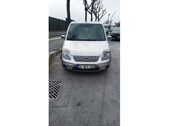 Sahibinden Ford Tourneo Connect 110PS 2012 Model