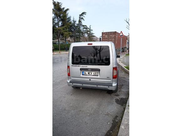 Sahibinden Ford Tourneo Connect 110PS 2012 Model