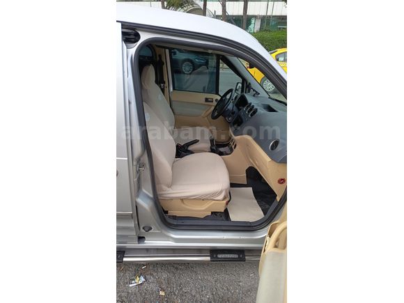 Sahibinden Ford Tourneo Connect 110PS 2012 Model