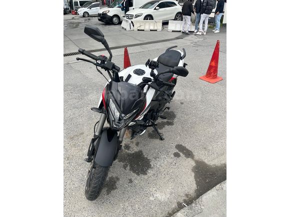 2500 km Bajaj Pulsar NS 200 UG