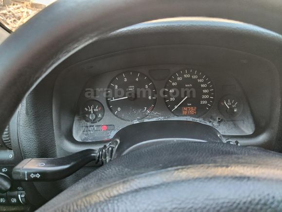 Sahibinden Opel Astra 1.6 CD 2000 Model  330.000 km Bordo