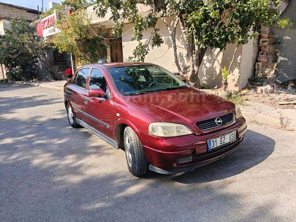 Sahibinden Opel Astra 1.6 CD 2000 Model  330.000 km Bordo