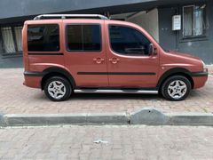Sahibinden Fiat Doblo Combi 1.3 Multijet Premio 2005 Model  225.000 km Kırmızı