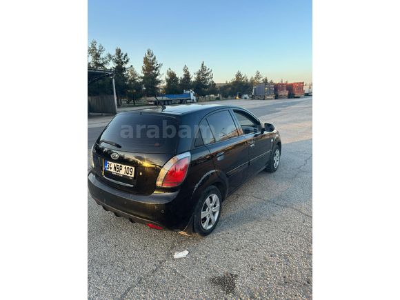 Sahibinden Kia Rio 1.4 EX Comfort 2011 Model