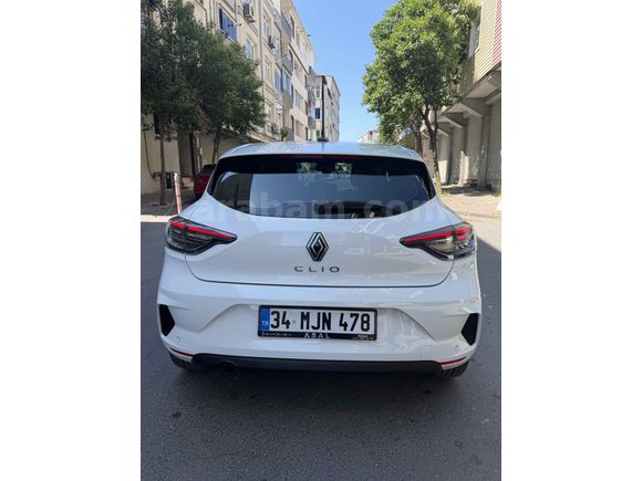 İLK SAHİBİNDEN CLİO 5 HATASIZ BOYASIZ SERVİS BAKIMLI GARANTİLİ