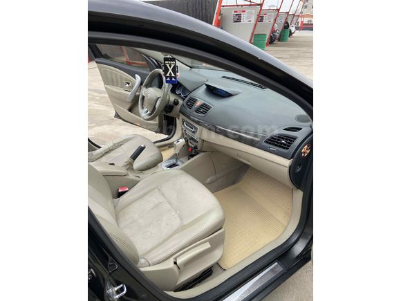 Sahibinden Renault Fluence 1.5 dCi EN DOLUSU  Privilege 2011 Model 