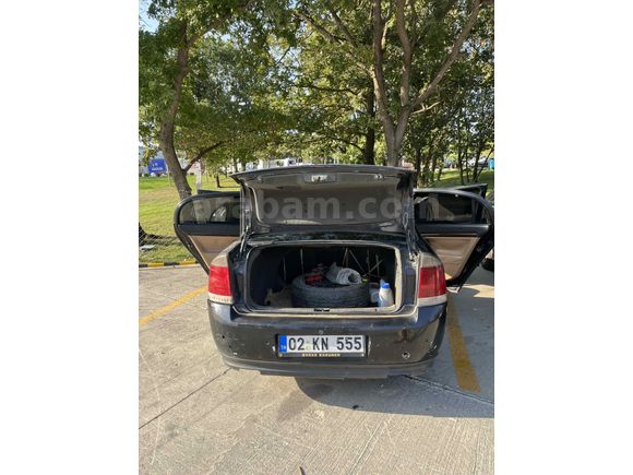 Sahibinden Opel Vectra 1.6 Elegance 2003 Model 