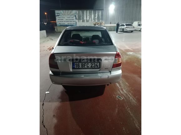 Sahibinden Hyundai Accent 1.3 LX 2000 Model
