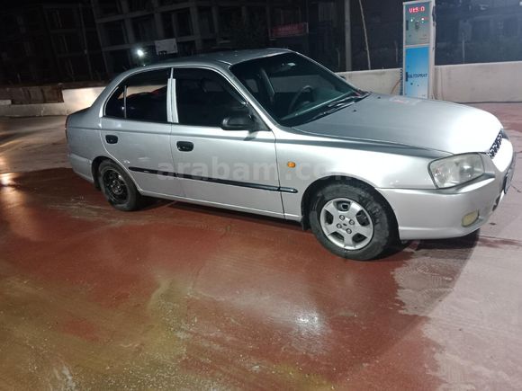 Sahibinden Hyundai Accent 1.3 LX 2000 Model