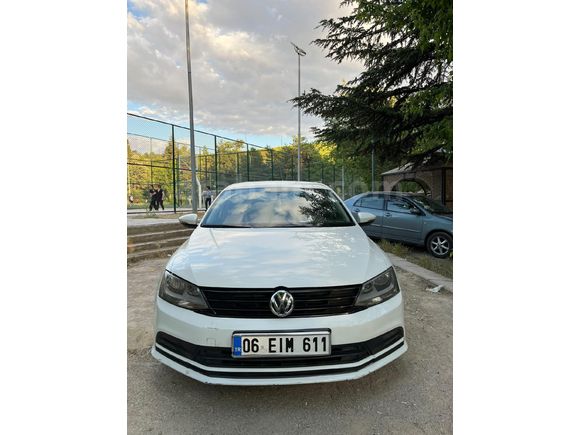 Sahibinden Volkswagen Jetta 1.6 TDi Trendline 2015 Model