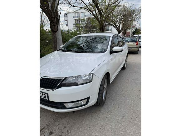 Sahibinden Skoda Rapid 1.4 TDI GreenTec Style 2015 Model  185.000 km Beyaz