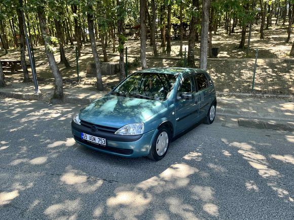  Opel Corsa 1.0 Eco Club 2003 Model 