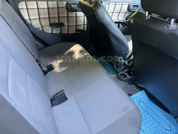  Opel Corsa 1.0 Eco Club 2003 Model 
