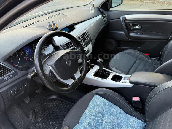 Sahibinden Renault Laguna 1.5 dCi Dynamique 2009 Model