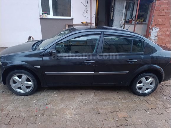 Sahibinden Renault Megane 1.5 dCi Exception 2009 Model  257.000 km Siyah