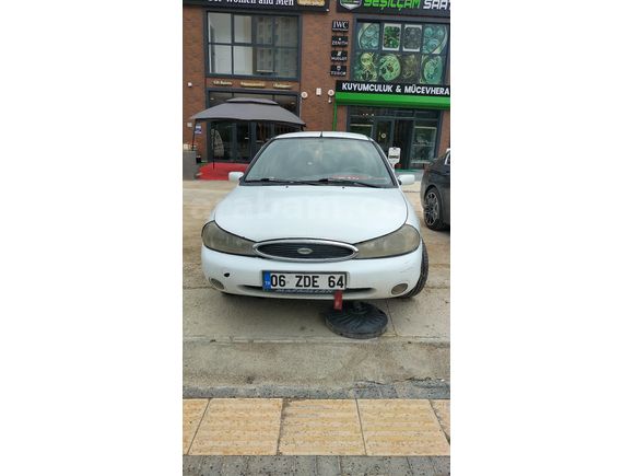 Sahibinden Ford Mondeo 2.0 Ghia 1997 Model  Beyaz