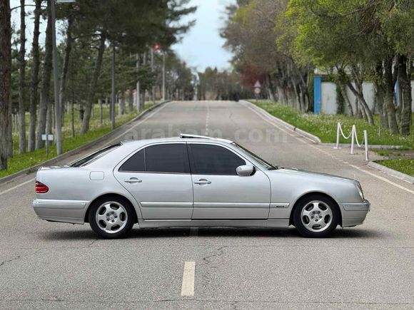 Sahibinden Düşük Km Mercedes - Benz E 200 Kompressor Avantgarde E2 paket 2001 Model 