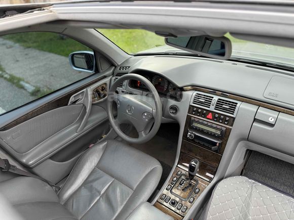 Sahibinden Düşük Km Mercedes - Benz E 200 Kompressor Avantgarde E2 paket 2001 Model 